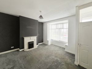 Lounge- click for photo gallery